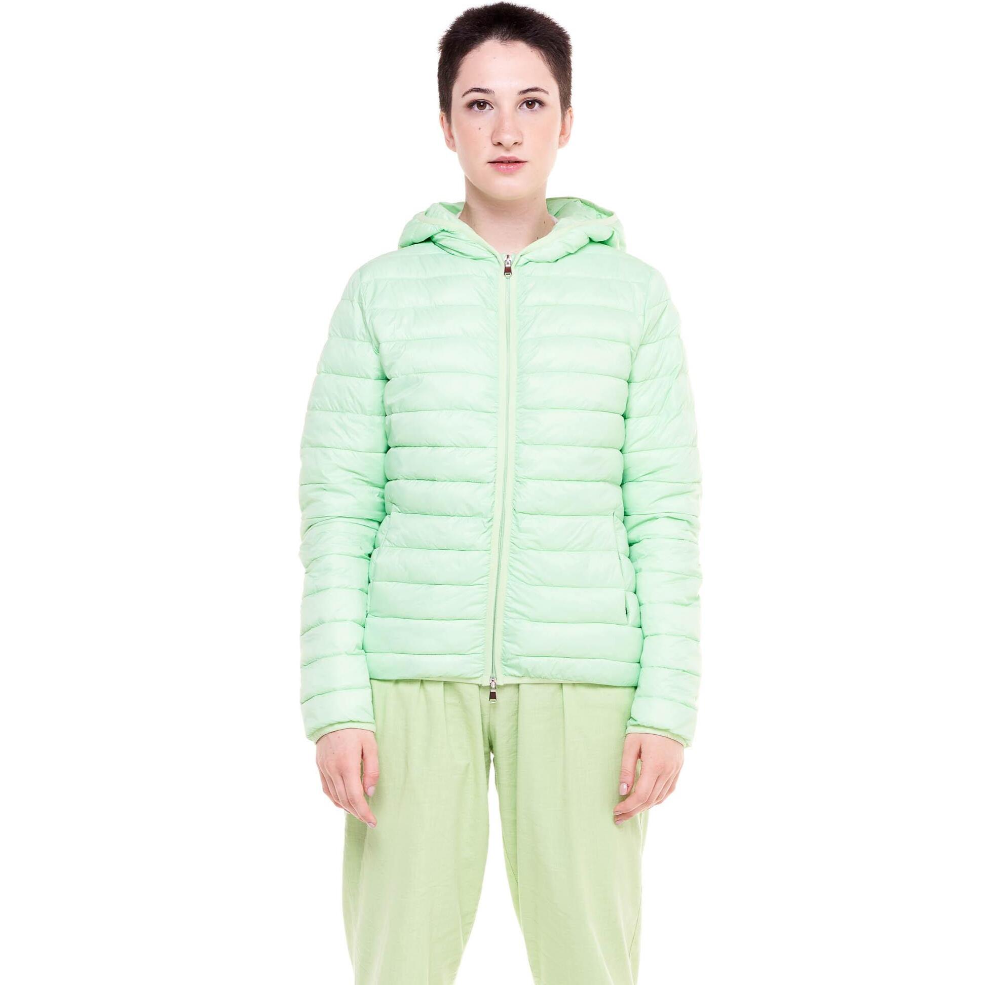 Chaqueta básica de mujer.