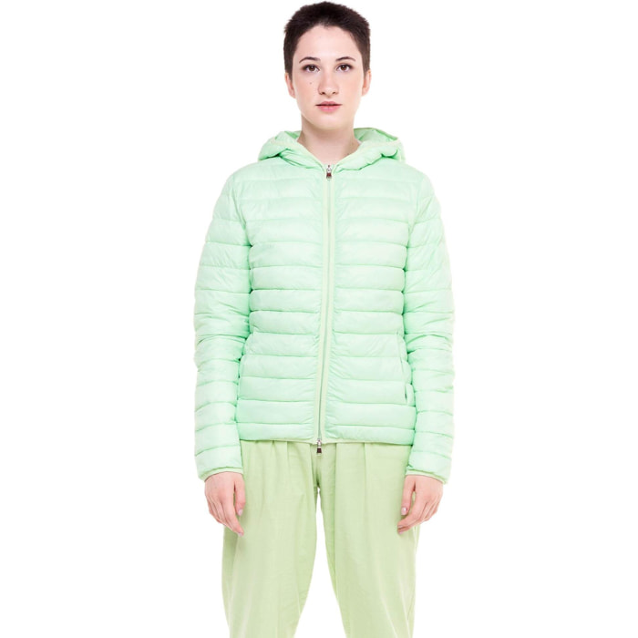 Chaqueta básica de mujer.