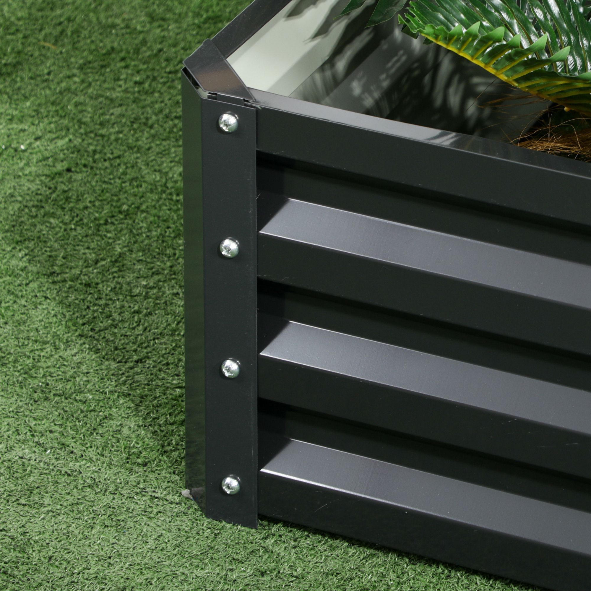 Huerto Urbano de 2 Niveles de Acero Galvanizado, Jardinera Exterior con Diseño de Escalera y Fondo Abierto para Cultivos, Plantas, Herbaria, para Terraza, Jardín, 120x101x58 cm, Gris Oscuro