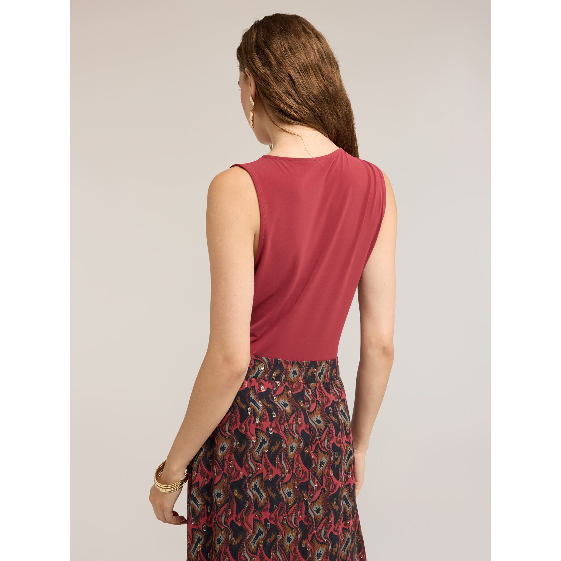 Motivi - Top body in jersey con drappeggio e anello metallico - Rosso