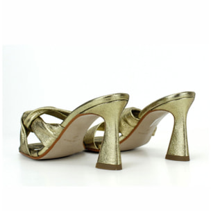 Sandalia nudo. Tacón de 7 cm