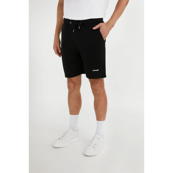 Pantalón Corto Logo Jogger Shorts en Negro D.Franklin