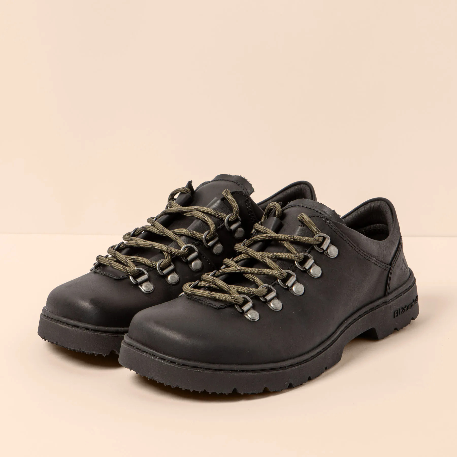 Zapatos N5266 ARIZONA BLACK / NOMADA color Black