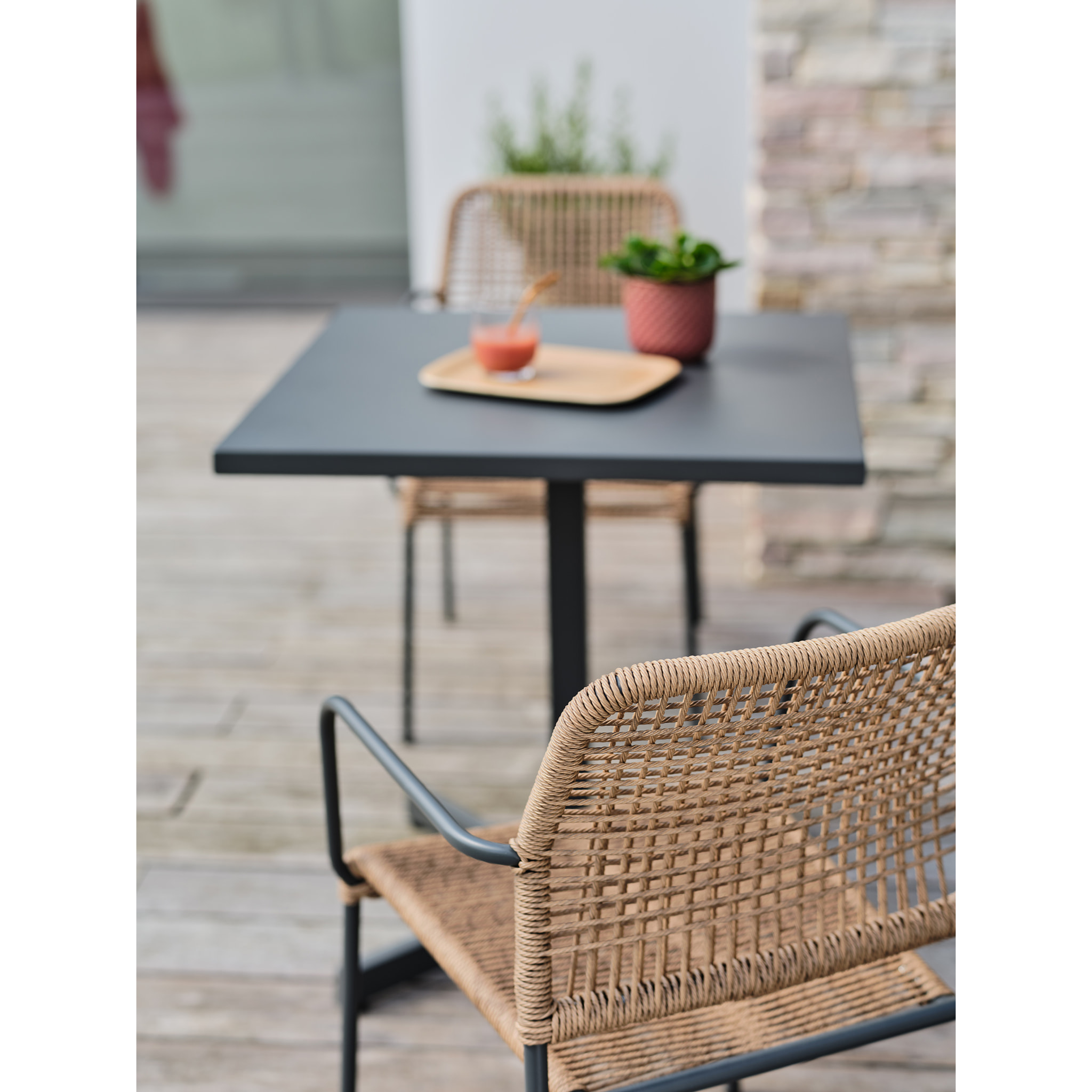 LOUISE - Ensemble repas de jardin 2 places en acier gris anthracite