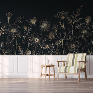 Papier peint fleurs sauvages dorées fond bleu nuit élégant Intissé