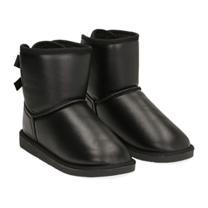Botines invernales en eco-cuero color negro