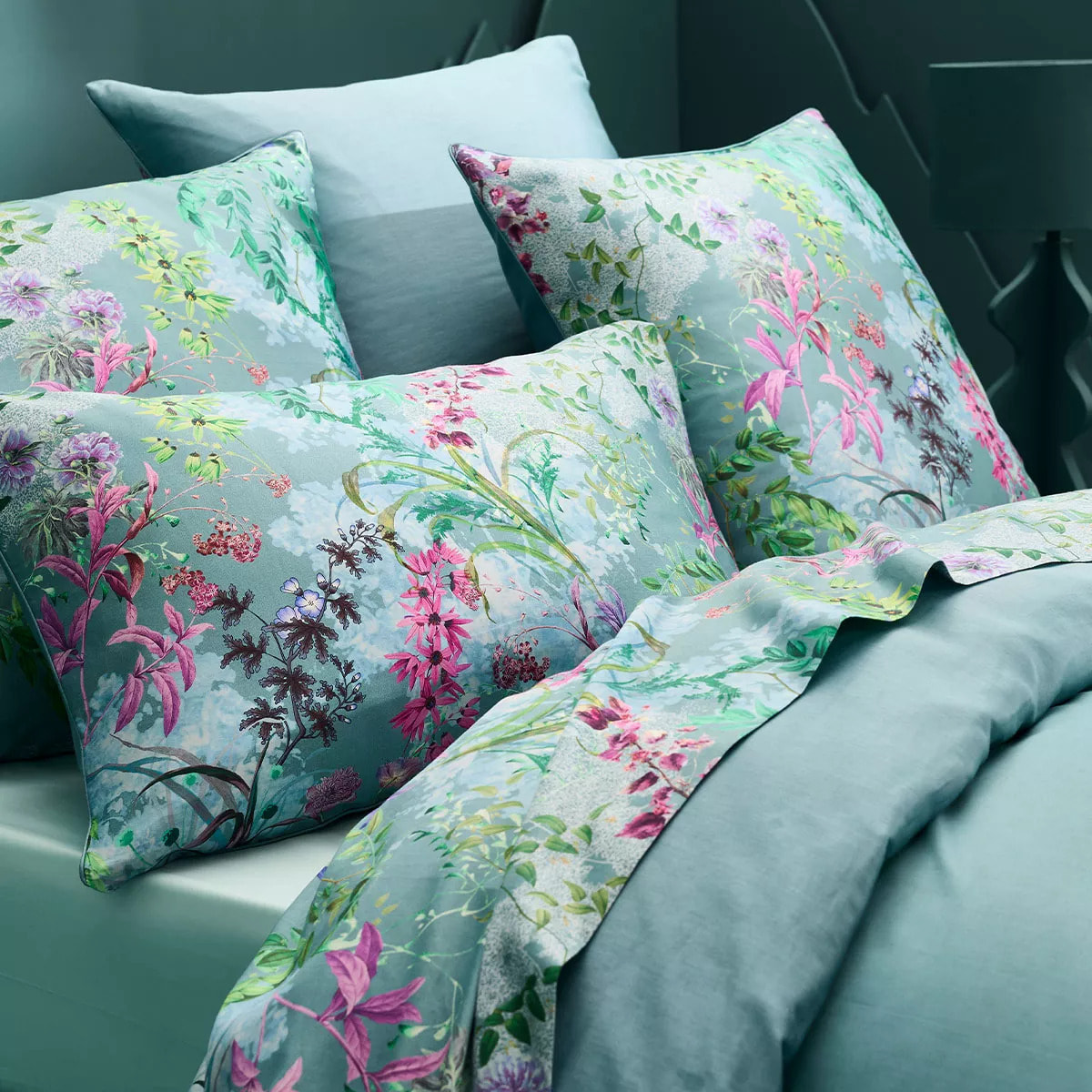 Lot h.couette +taies satin de coton 90 fils/cm² 115 g/m² imprimé bleu violet Ombres boisees givre