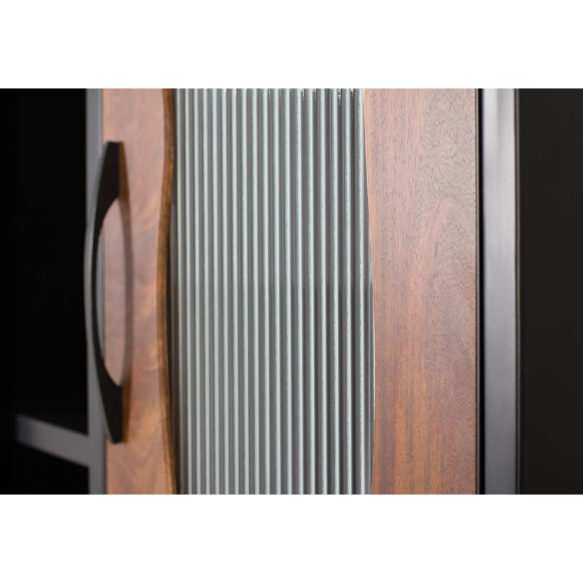 Vitrina - 75x38x198 cm