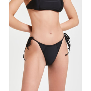 Pompea x Silvian Heach slip bows