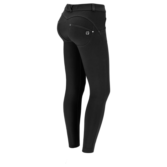 Pantaloni push up WR.UP® 7/8 superskinny tessuto navetta ecologico