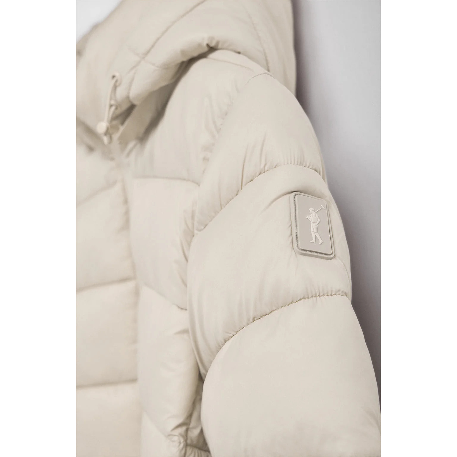 Abrigo Suzette ultralight beige con parche Rigby Go