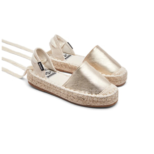Alpargatas con Detalles en Dorado