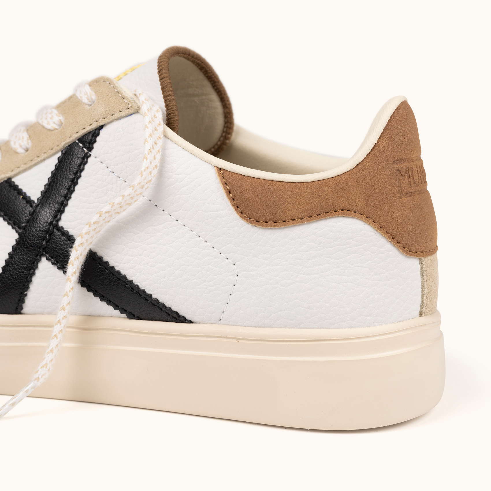 Retro tenis y skate Blanco y Multicolor MUNICH RETE 114