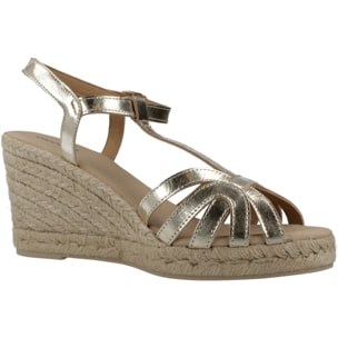 Sandalias Mujer de la marca GEOX  modelo D GELSA ORO