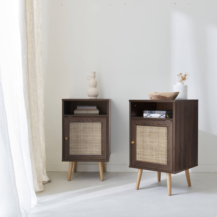 Lot de 2 tables de chevet en cannage - Bohème - 40x39x70cm couleur bois foncé  - 2 niveaux - 1 portes - 1 espace de rangement - pieds scandinaves