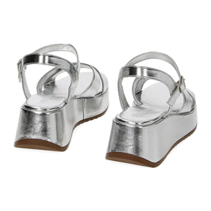 Sandali argento in laminato, zeppa 5,5 cm