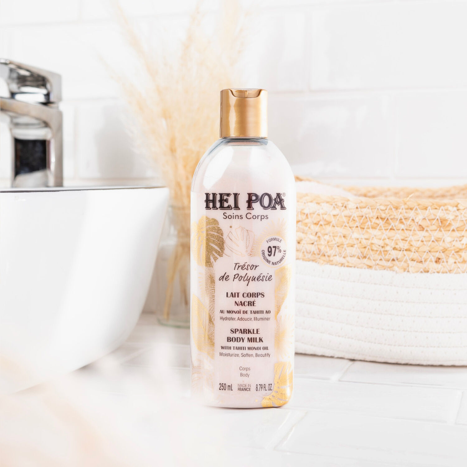 Lait Corps Nacré Trésor de Polynésie - Hydrate, Nourrit, Assouplit, Illumine 250 ml