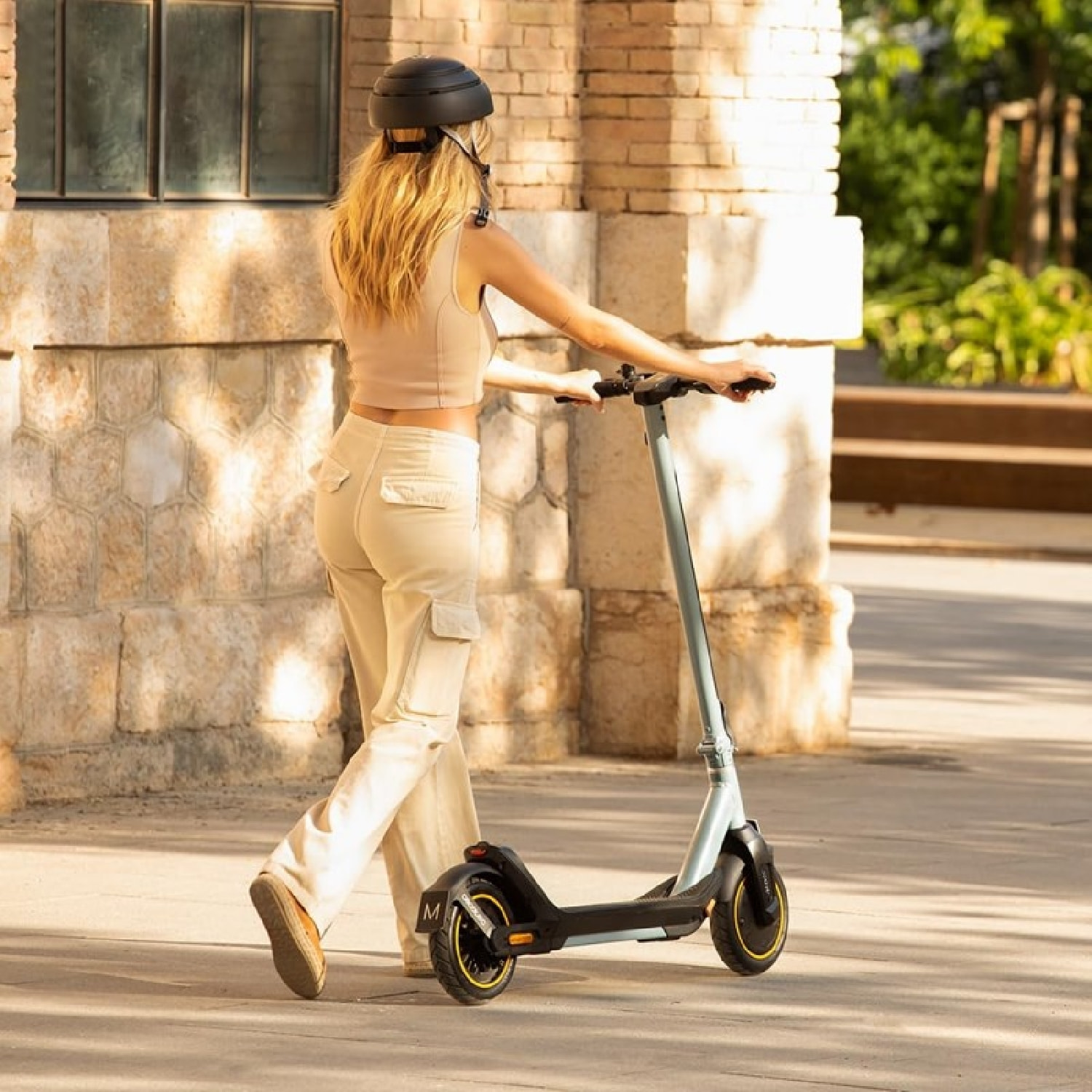 Cecotec Trottinette électrique Bongo M20