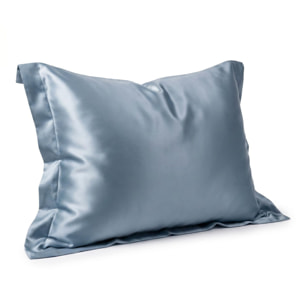 Coppia federe in seta 50x80 cm con zip e volani, fronte in seta morbida e lucente, retro in tencel traspirante, effetto anticrespo e delicata su pelle e capelli, eleganti e confortevoli, ideali per ogni stagione
