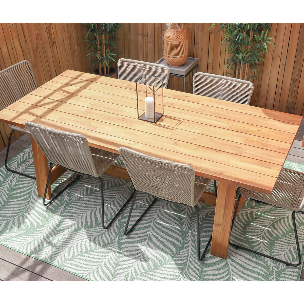 Table de jardin en bois massif 6/8 personnes - LAGUNA