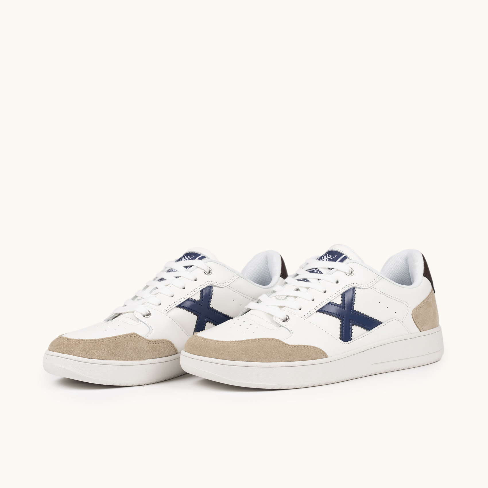 Sneakers de Estilo Tenis con Detalles en Marino y Marrón MUNICH LEGIT MAN 115