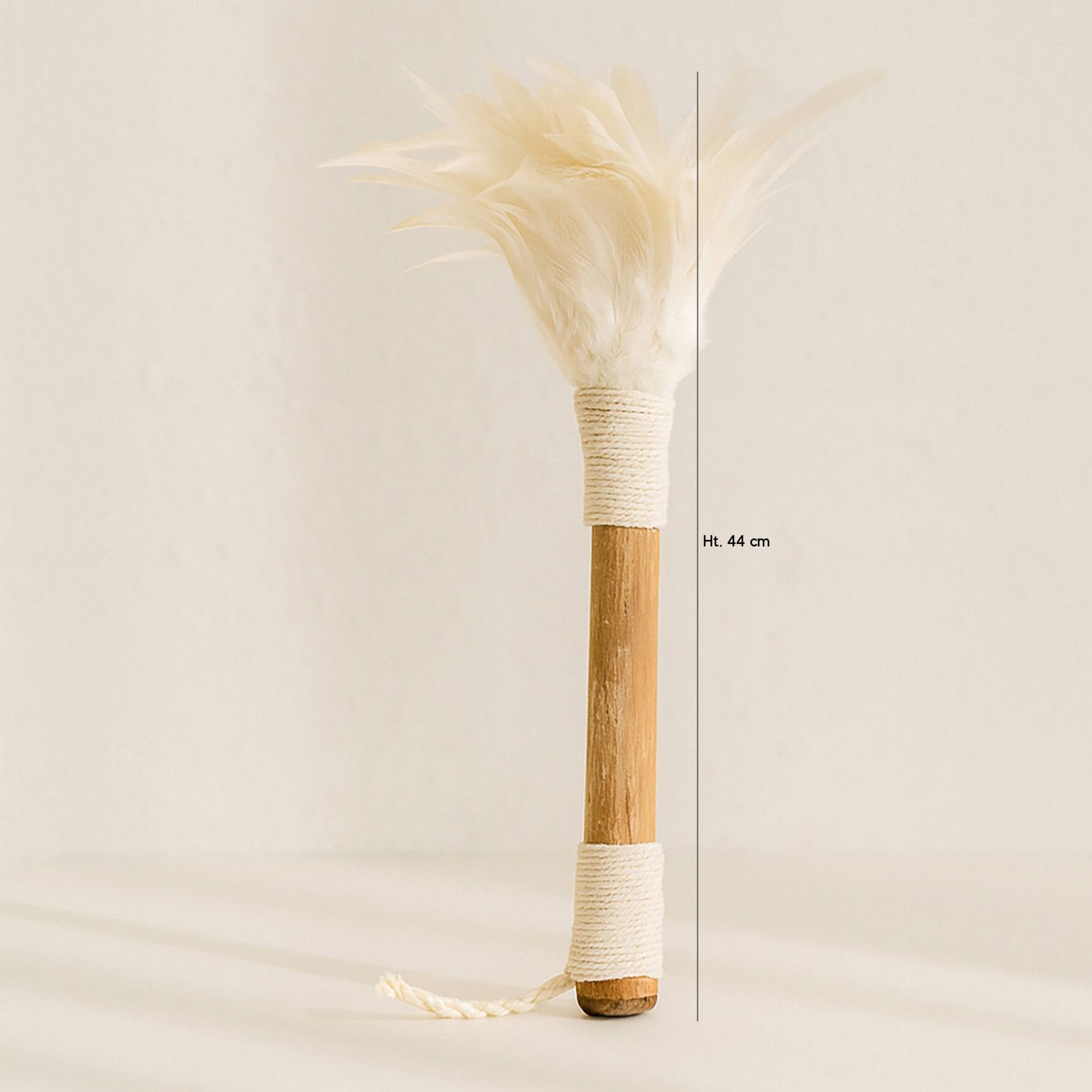 Plumeau décoratif en bambou et plumes blanches KEMOA