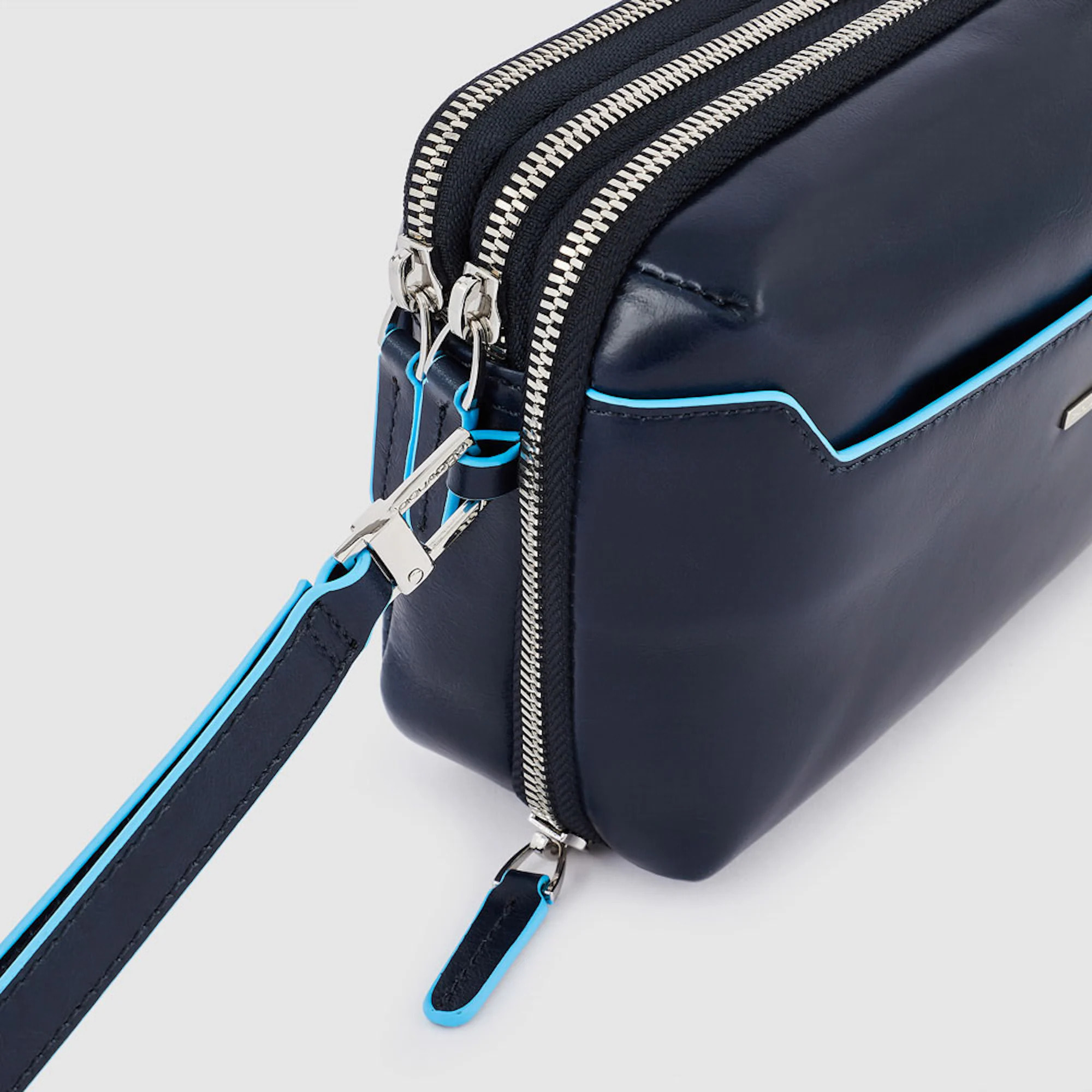 Piquadro Pochette a due scomparti