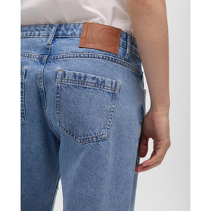 Jeans a vita alta e fit dritto con brillanti