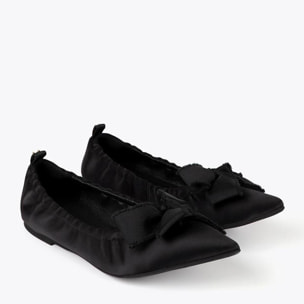 Ballerine a punta arricciate con fiocco in raso