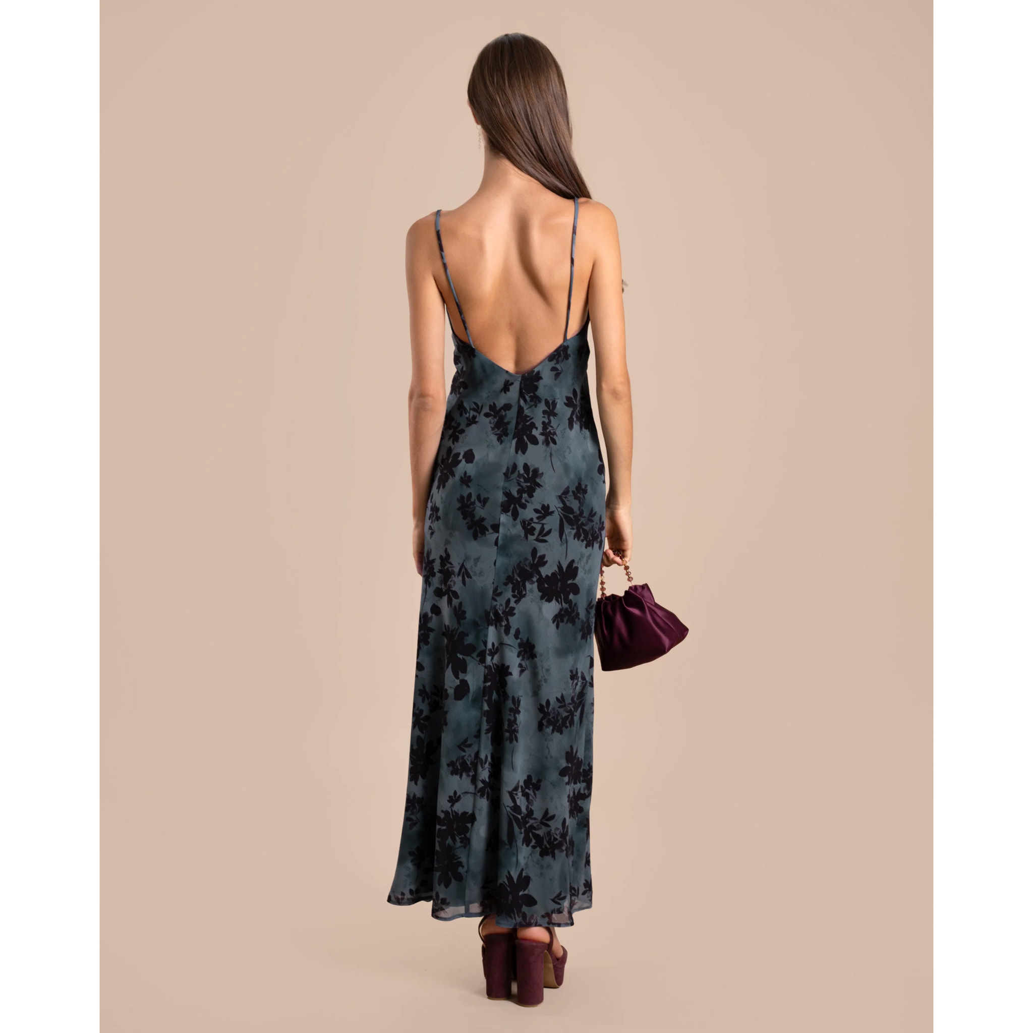 Vestido lencero con tirantes