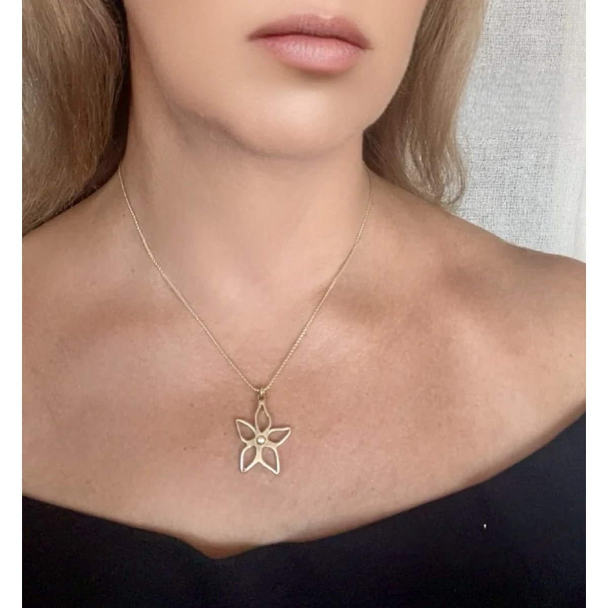 Collar 40m cola ratón latón Irregular Blom dorado