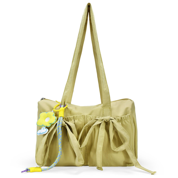 Bolso de hombro amarillo en nailon con charms
