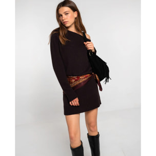 Vestido de punto elástico con flecos y corte ajustado