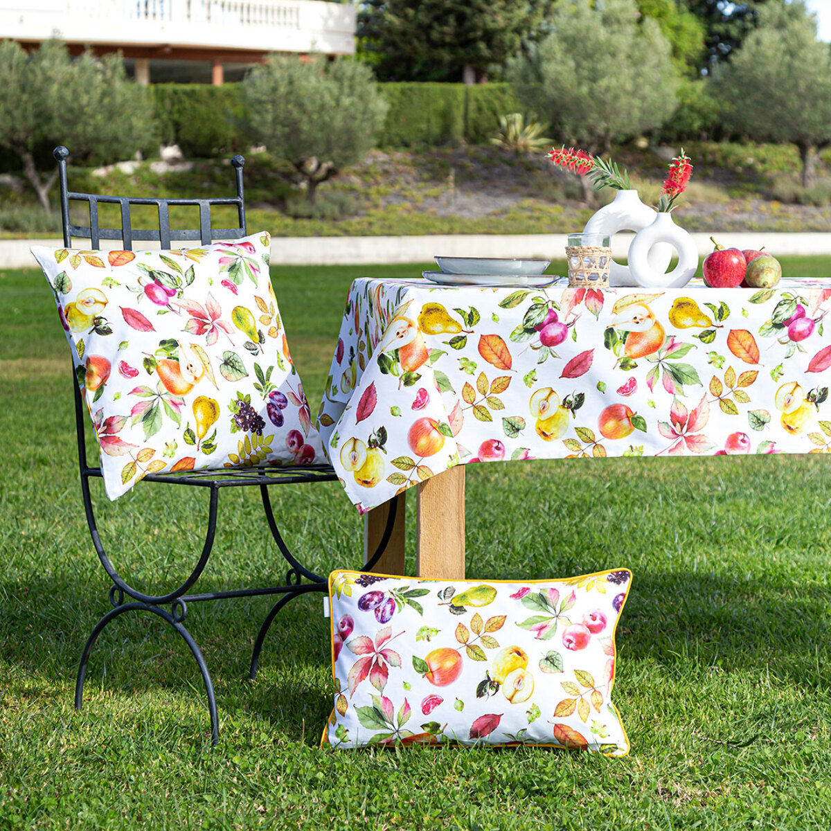 Nappe enduite anti-taches en coton SELLA - plusieurs tailles disponibles -