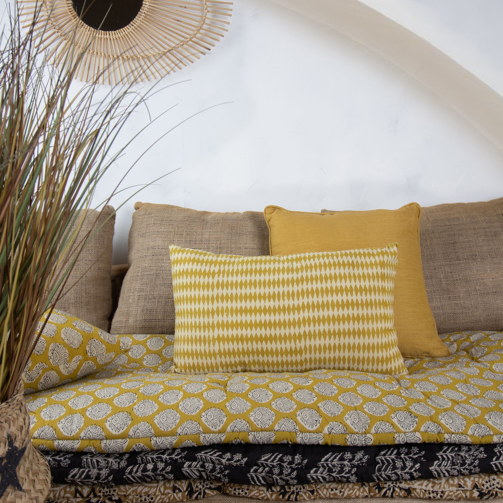 Coussin en coton jaune 30x50cm NARMADA