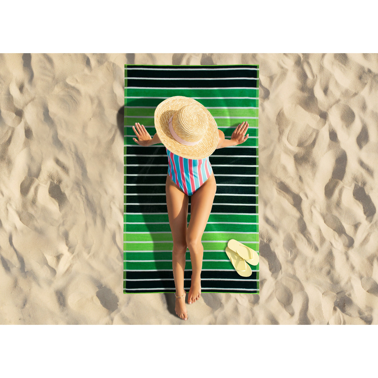 Telo Mare Spugna Jacquard Spiaggia Disegno Cairo