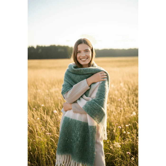 Sciarpa a righe verdi