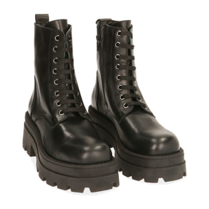 Botines negros en piel