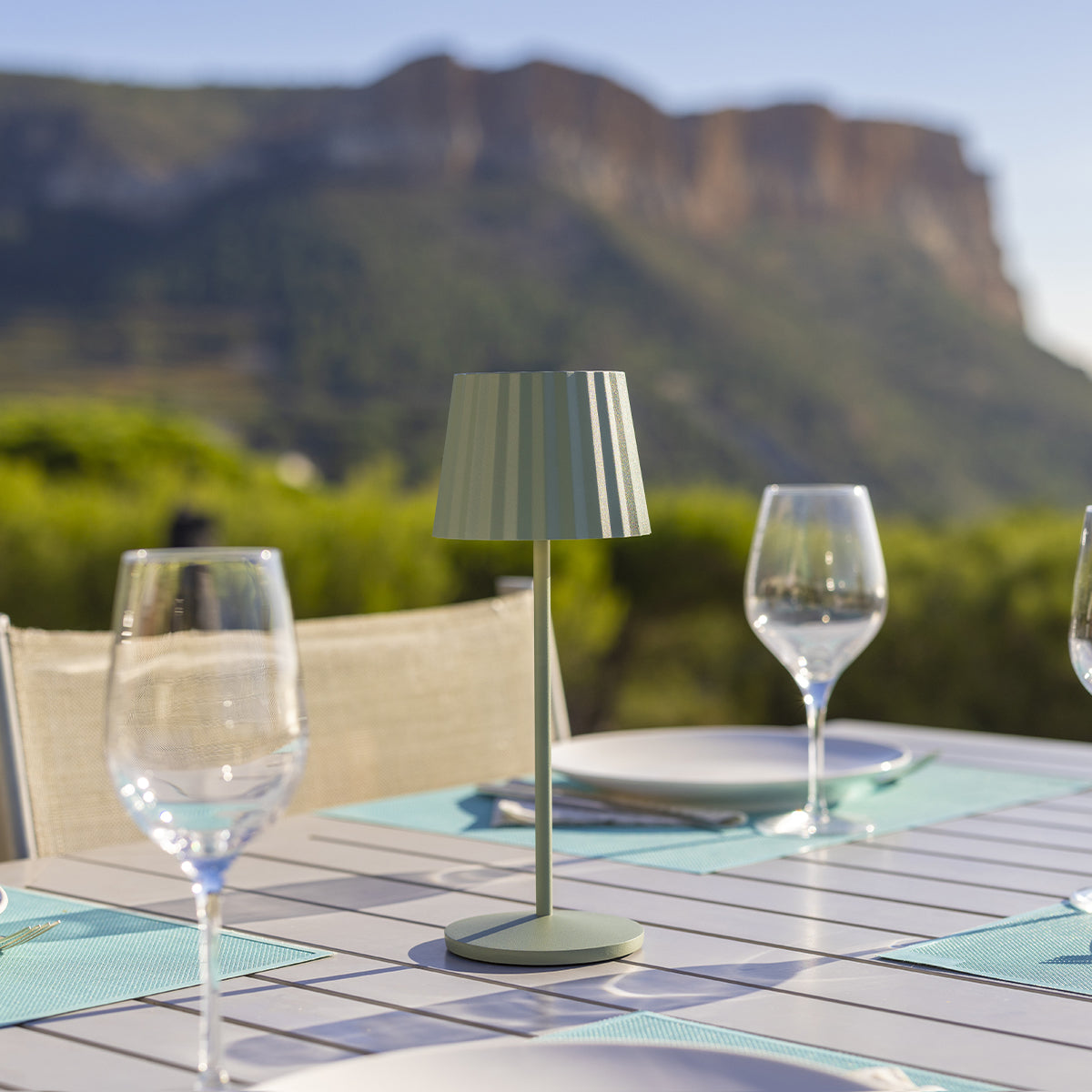 Lampe de table sans fil LED ABBY OLIVE