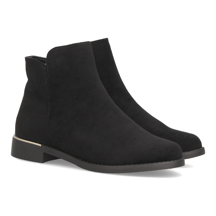 Botines casuales de mujer con talón brillante.