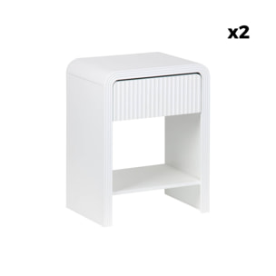 Lot de 2 tables de chevet effet bois blanc rainuré 1 tiroir. 1 étagère