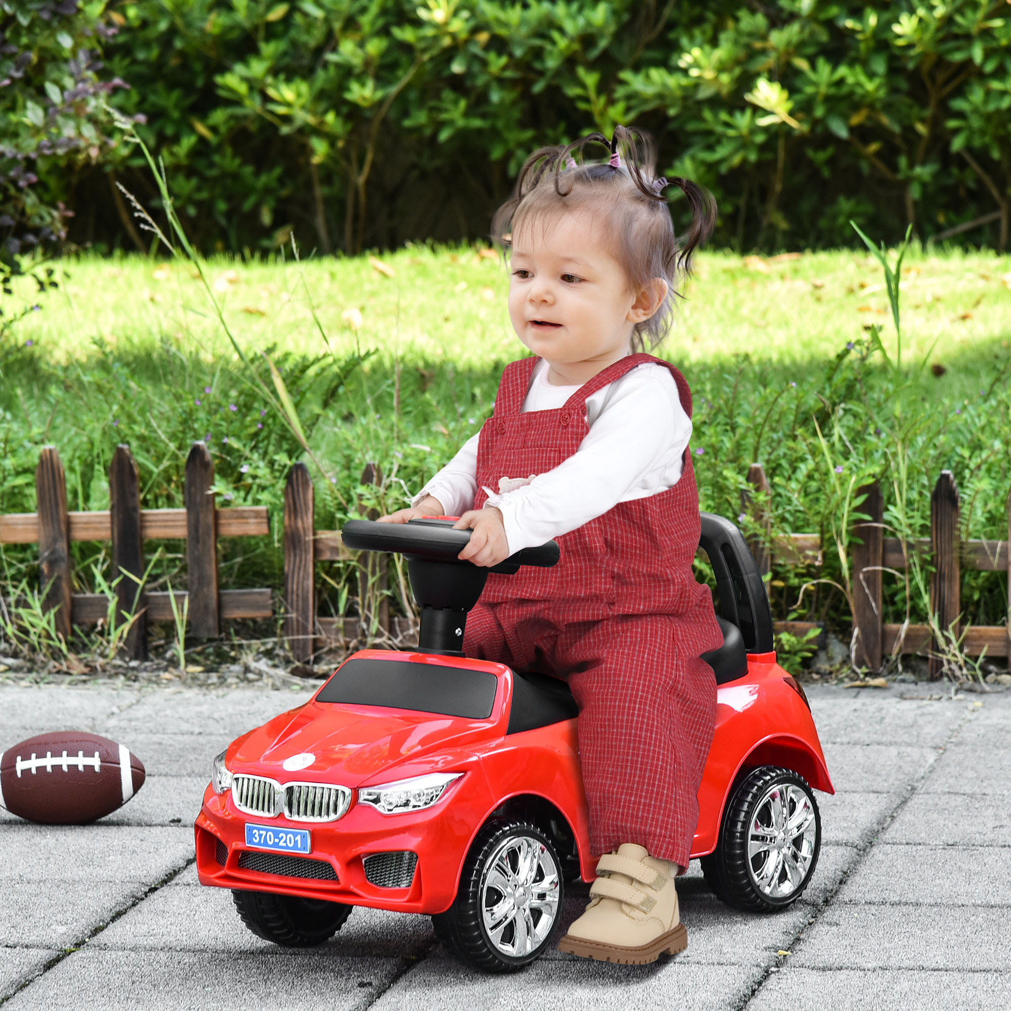 HOMCOM Macchinina per Bambini Cavalcabile con Volante, Fari e Musiche, Età 18-36 Mesi, Rosso