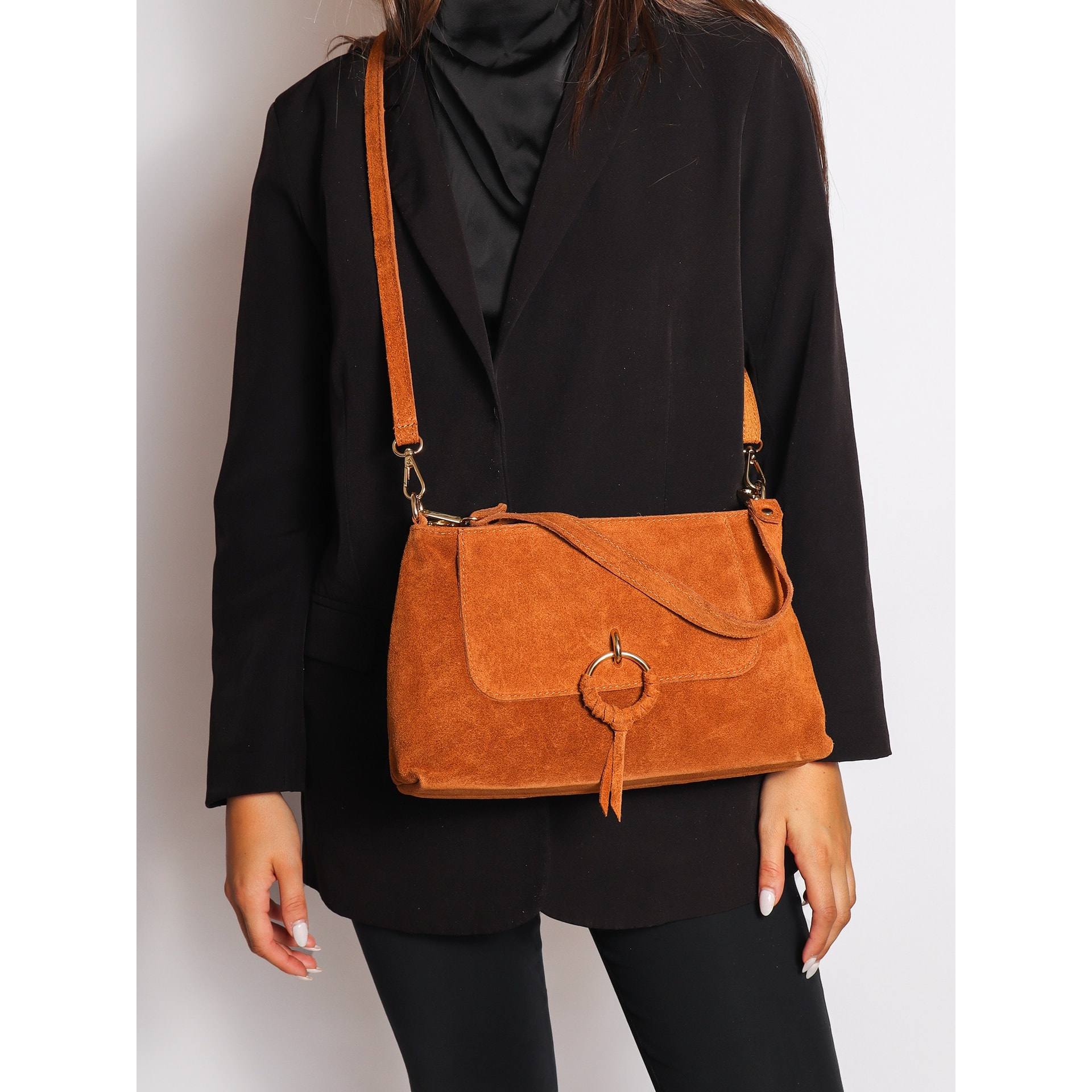 Gave Lux Borsa a tracolla