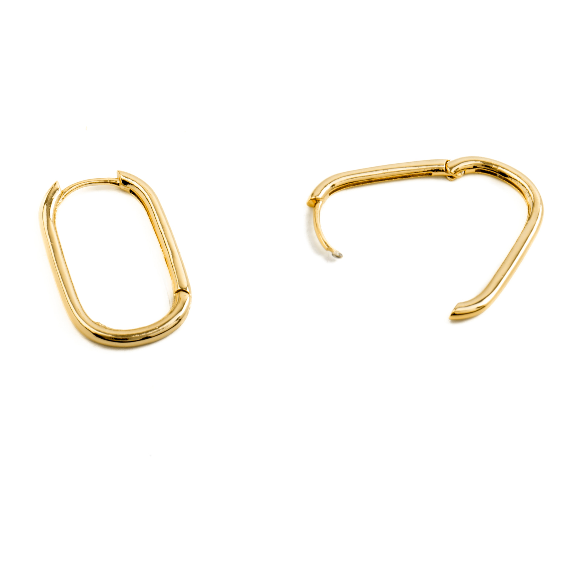 Pendientes acabados en oro amarillo de 18K