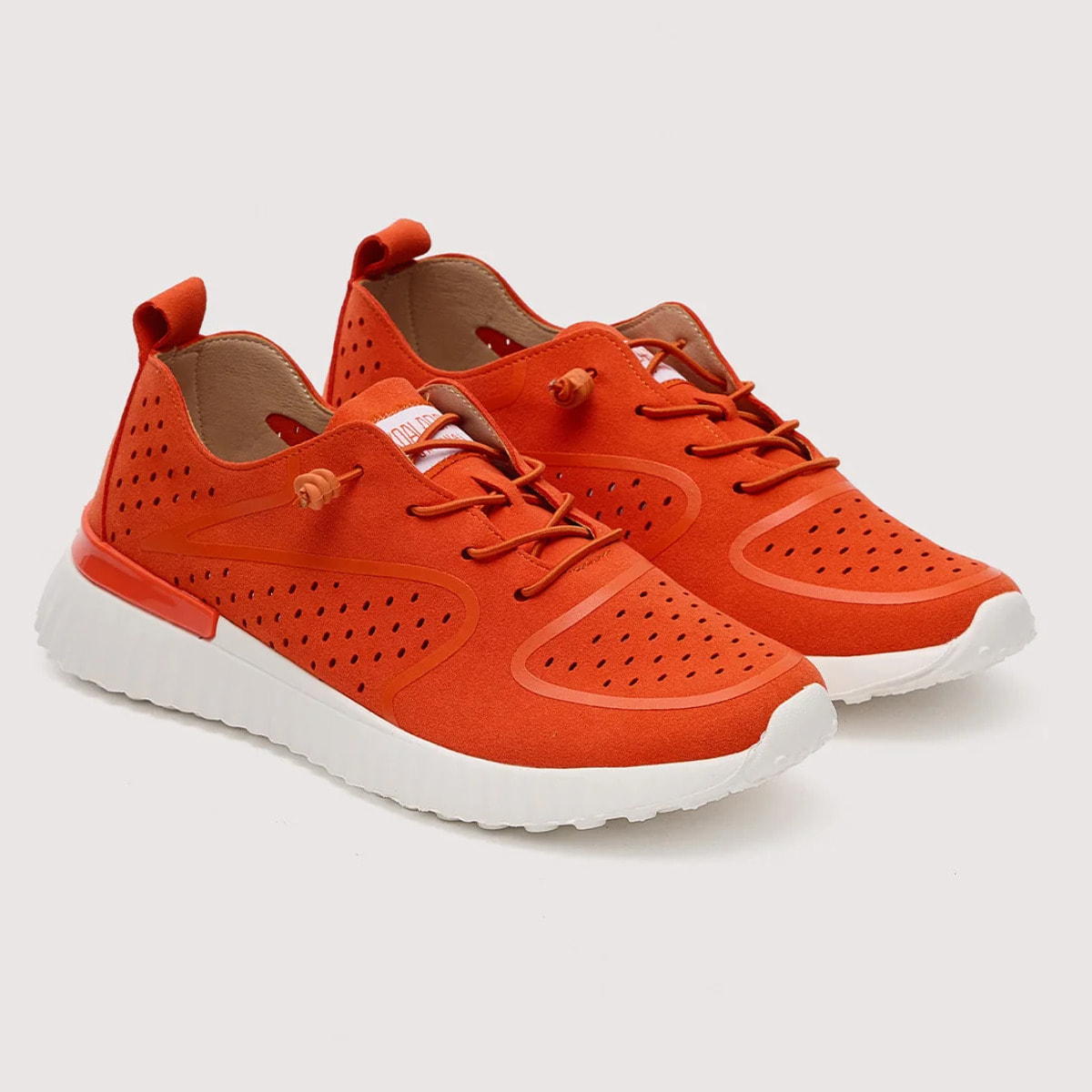 Sneaker Naranja - Charmy