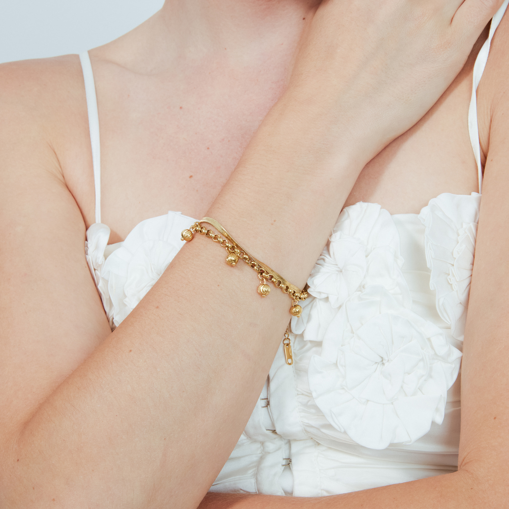 Pulsera Savi acabado oro amarillo 18k