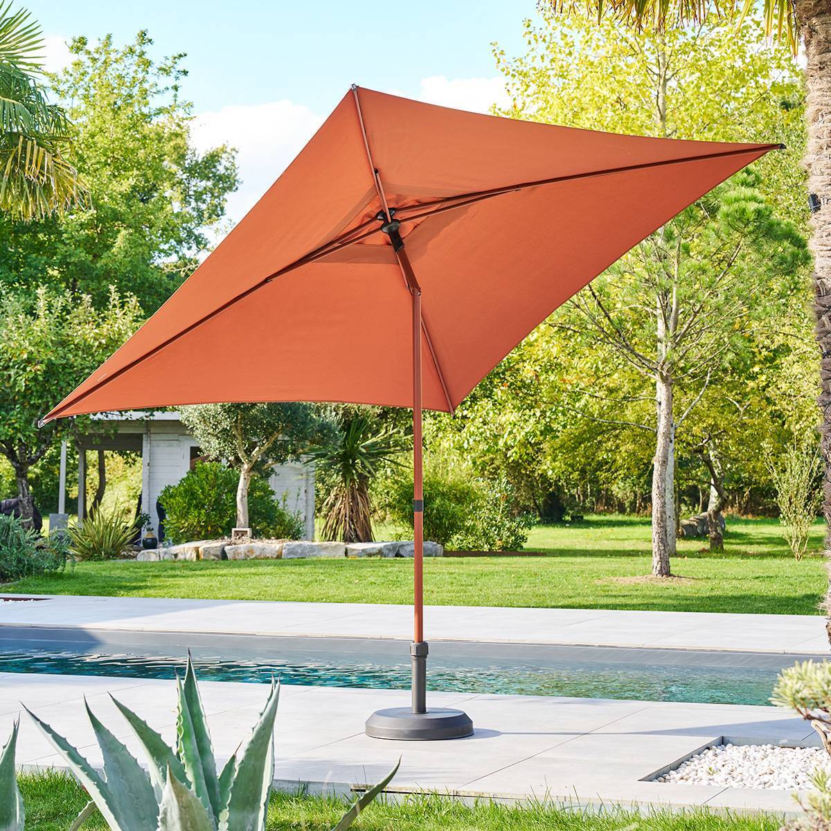 Parasol droit carré inclinable Soya 2,5x2,5m acajou