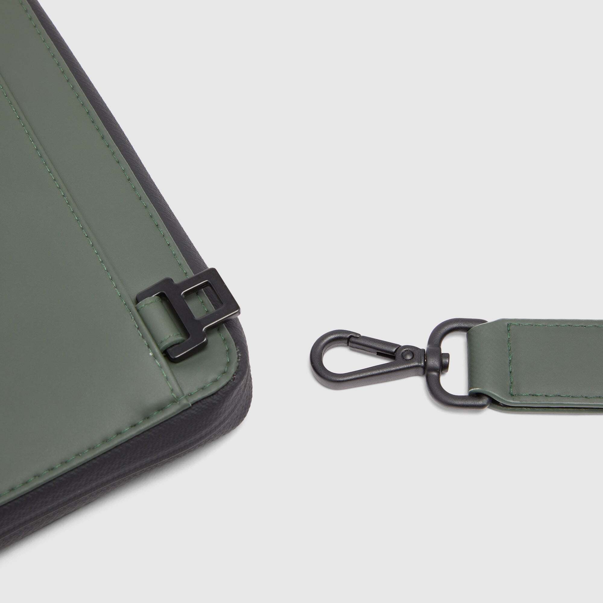 Piquadro Pochette con tracolla rimovibile