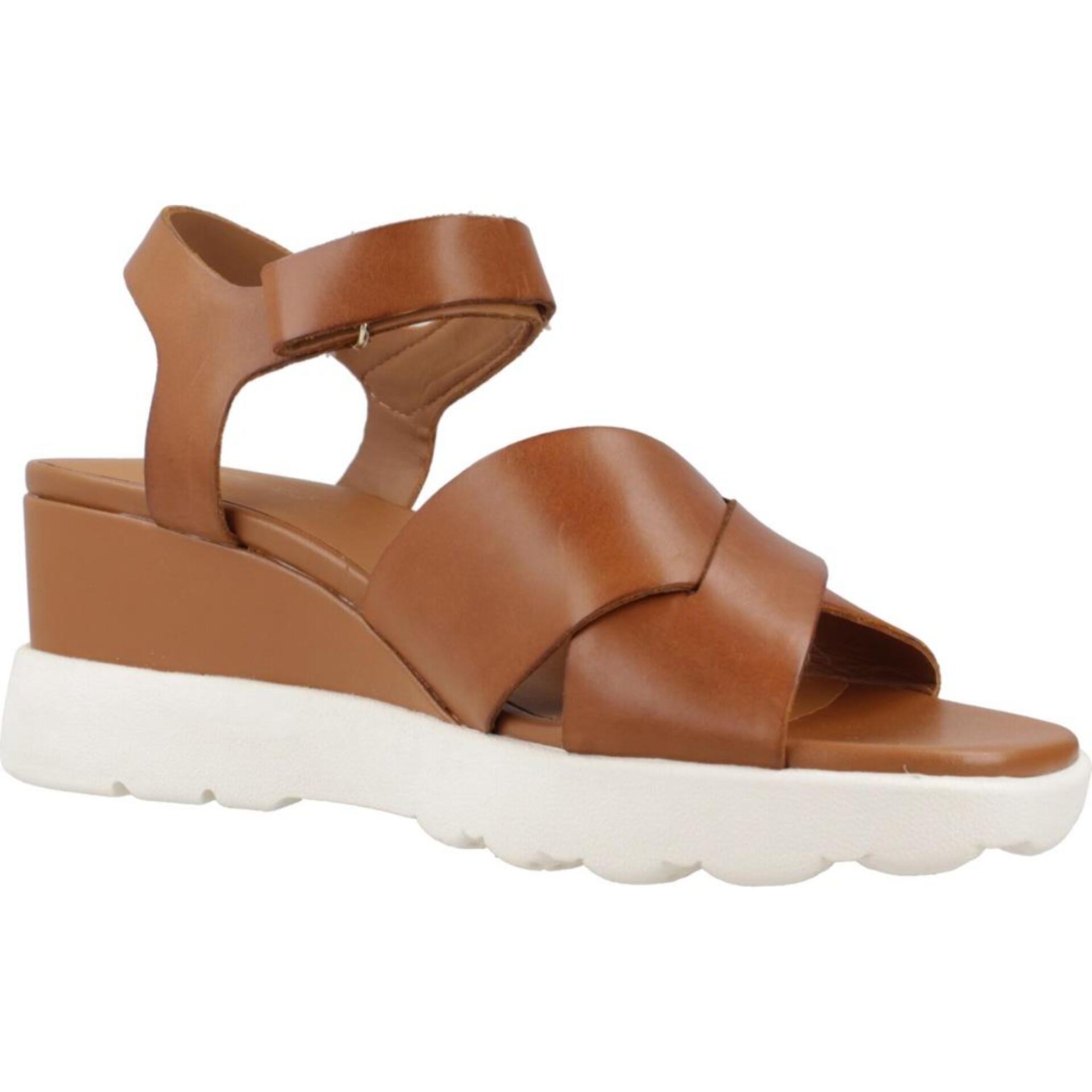 Sandalias Mujer de la marca GEOX  modelo D SPHERICA EC6 MARRON