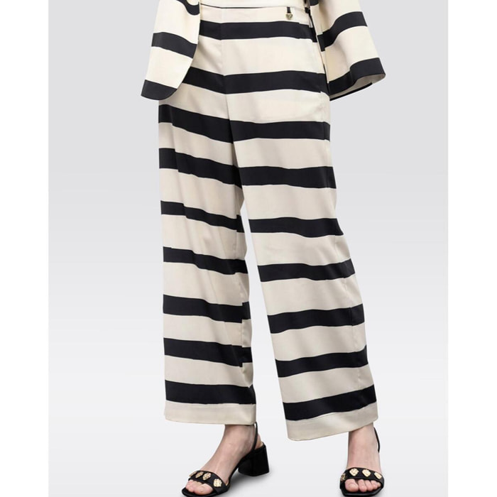 Culottes in raso con righe orizzontali